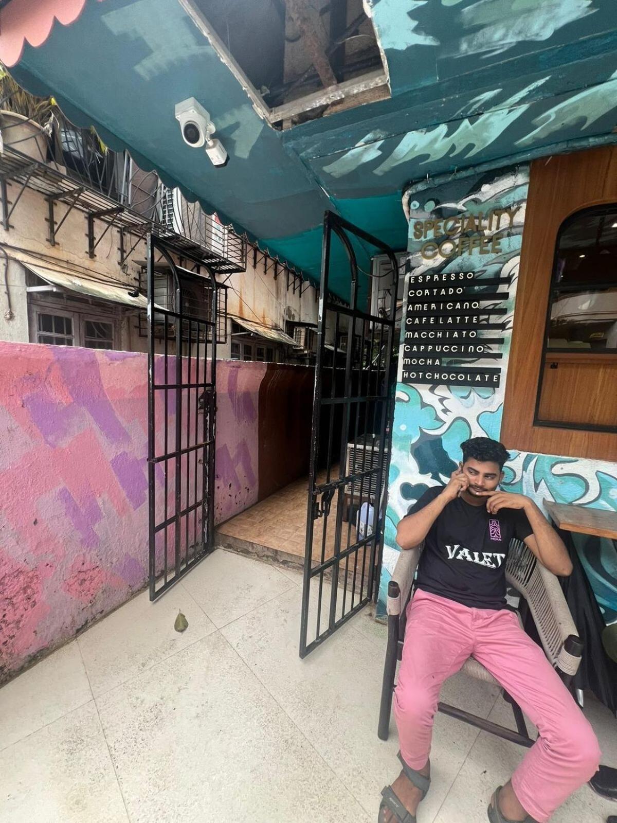 Hidden Gem With Pvt Terrace Bandra Apartment Mumbai