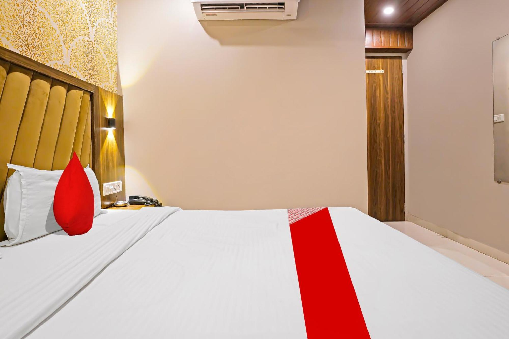 Hotel Super O Andheri East 3*