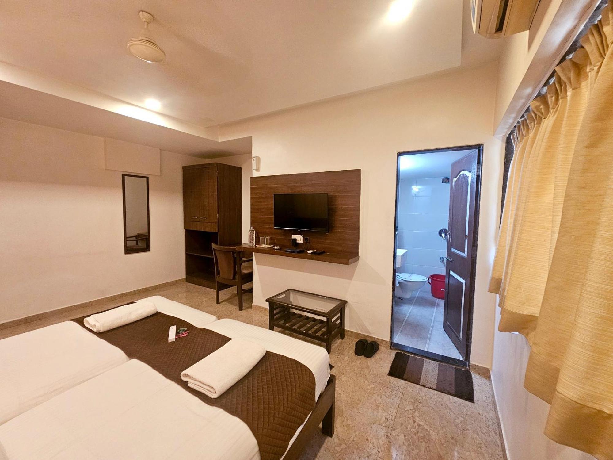 Hotel Astha Residency Bombaim