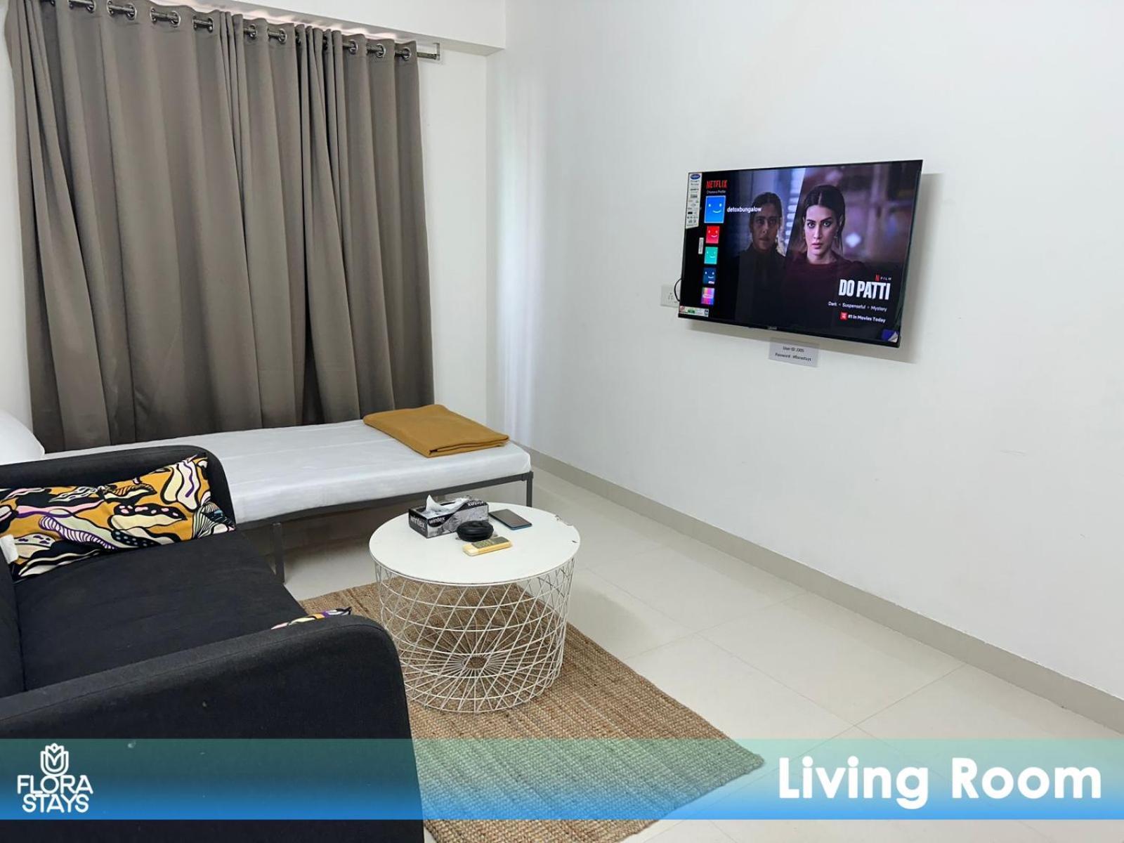 1br Service In Parel Apartment *