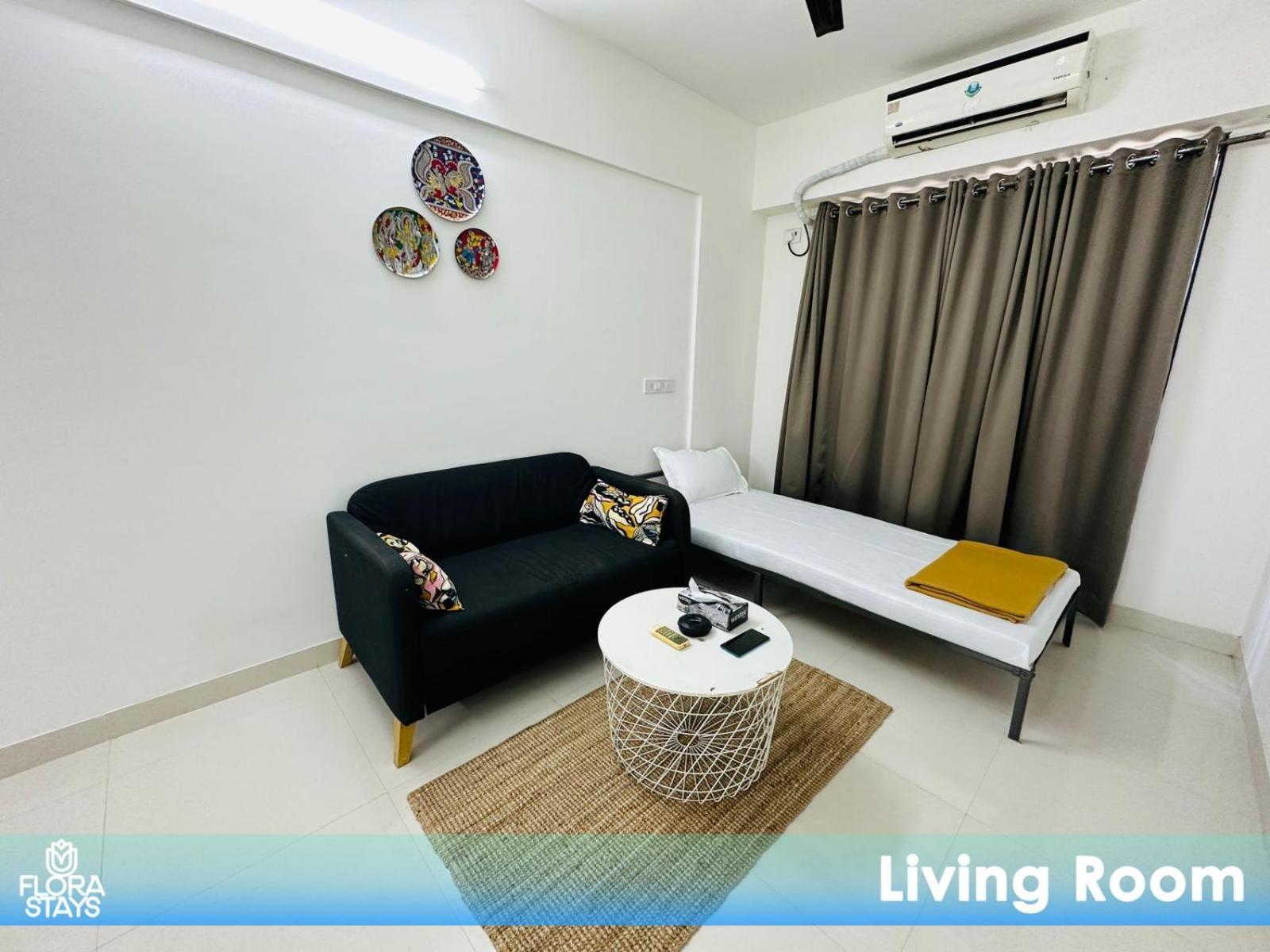 1br Service In Parel * Mumbai