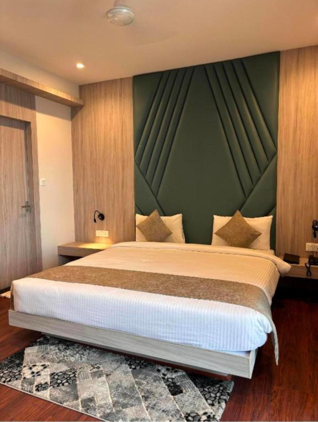 Radient International Hotel