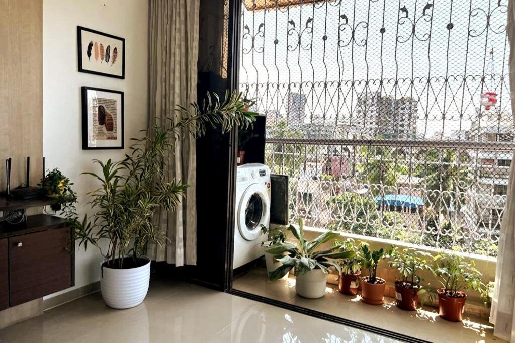 Marita 701 Bandra Beauty 2 Bed 2 Bath Sea View Parking Apartment