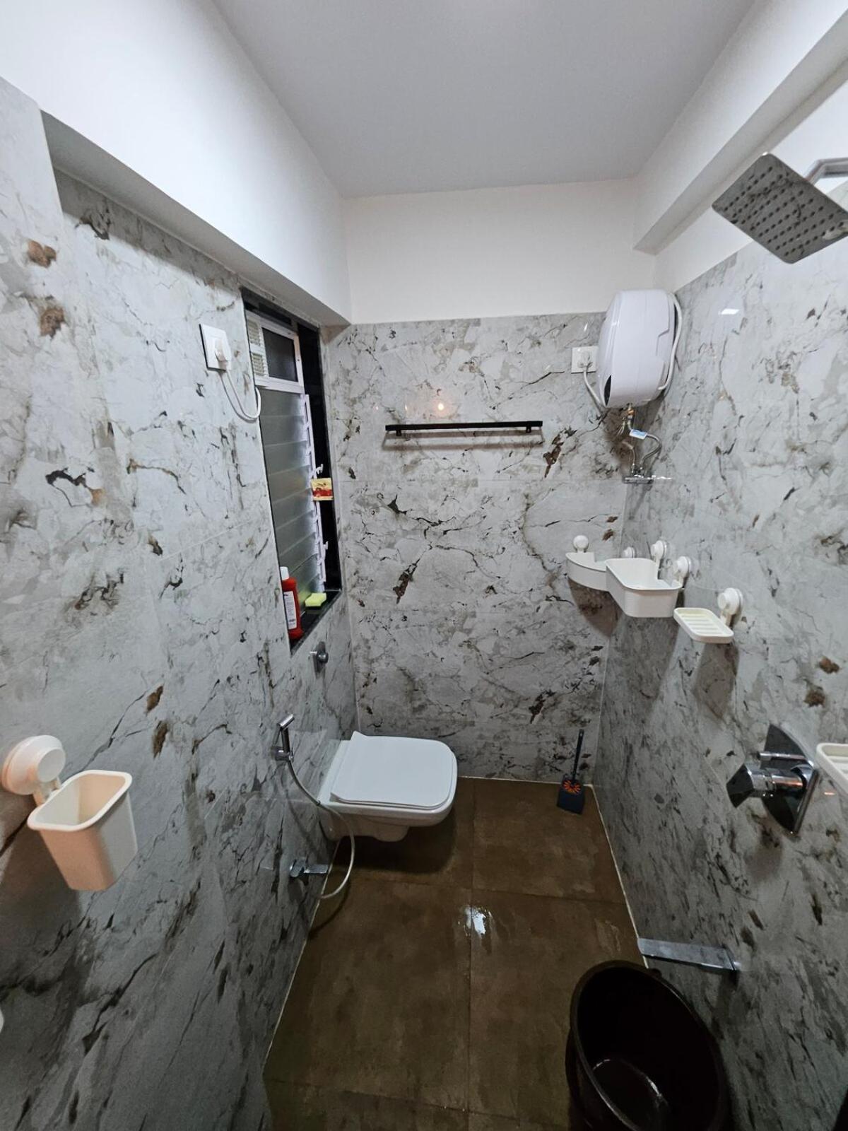 Bandra Bloom- Spacious1bhk Near Lilavati&bandstand
