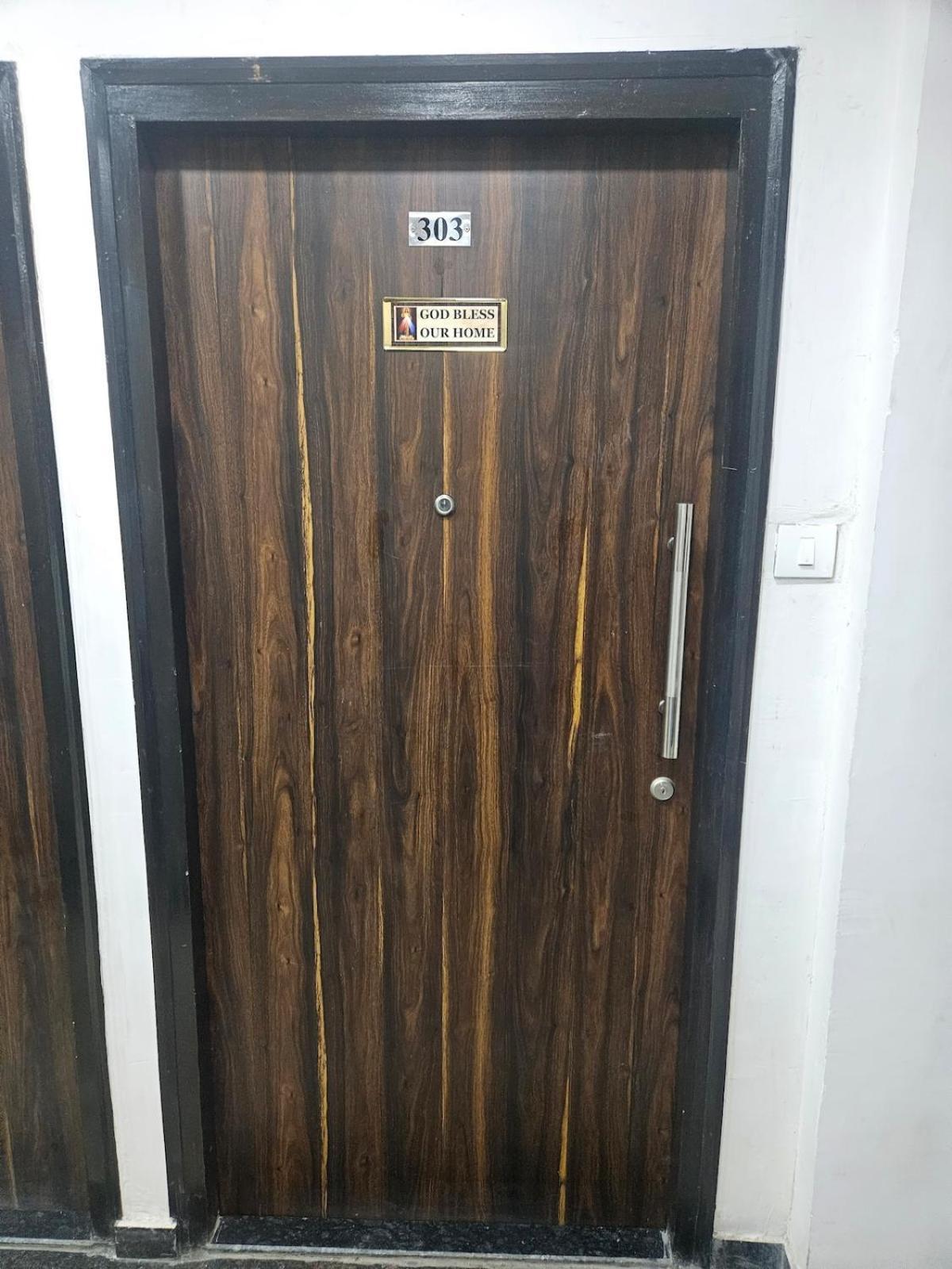 Bandra Bloom- Spacious1bhk Near Lilavati&bandstand Apartment Mumbai