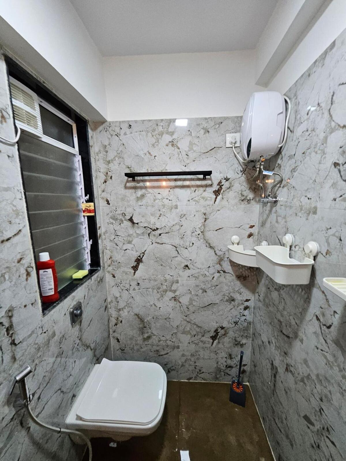 Apartment Bandra Bloom- Spacious1bhk Near Lilavati&bandstand *