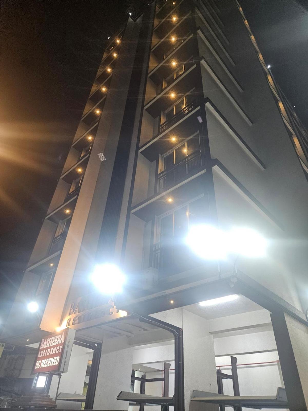 Apartment Bandra Bloom- Spacious1bhk Near Lilavati&bandstand *