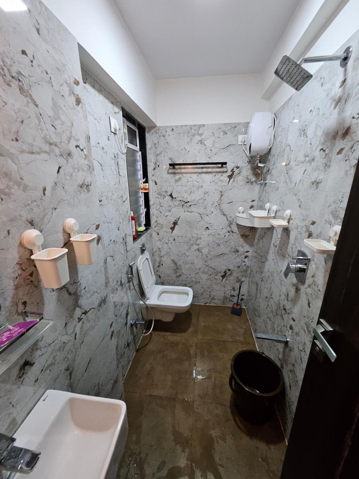 Bandra Bloom- Spacious1bhk Near Lilavati&bandstand Apartment Mumbai