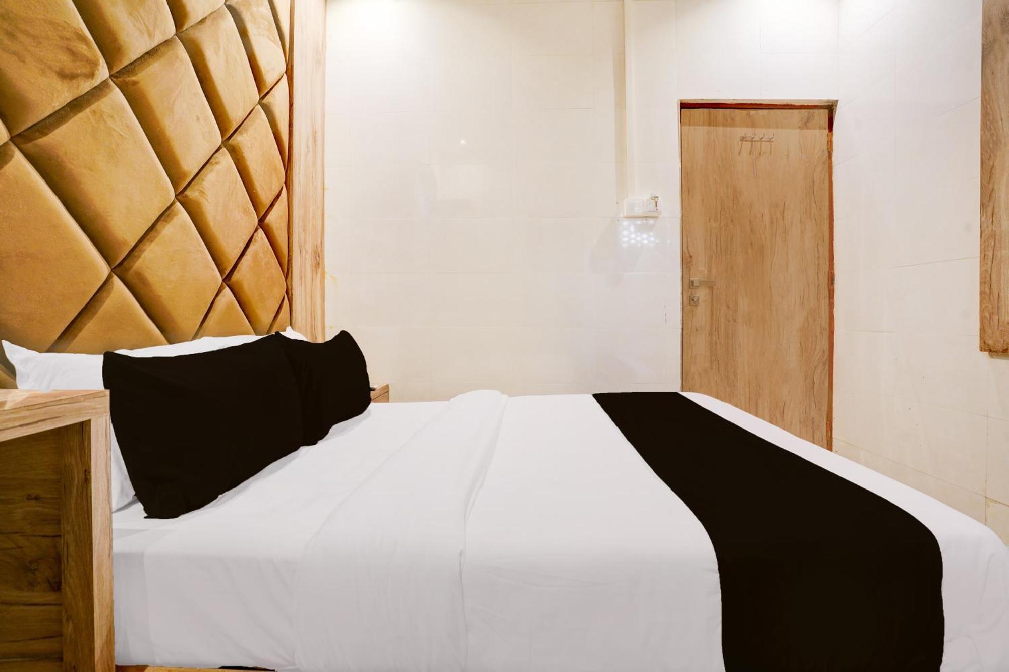 Hotel O New Firdous *