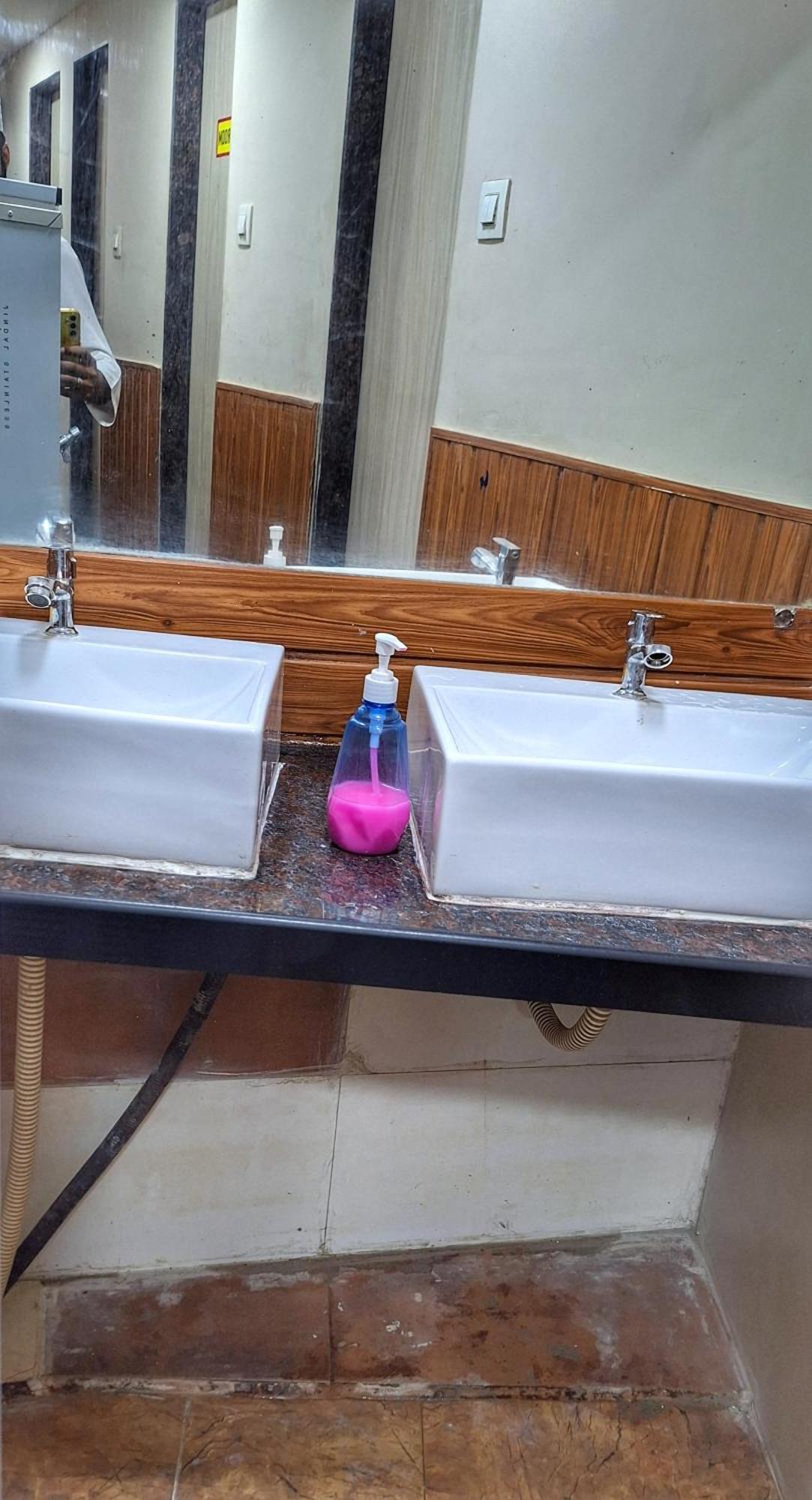 Sheetal Dormitoy Capsule hotel Mumbai
