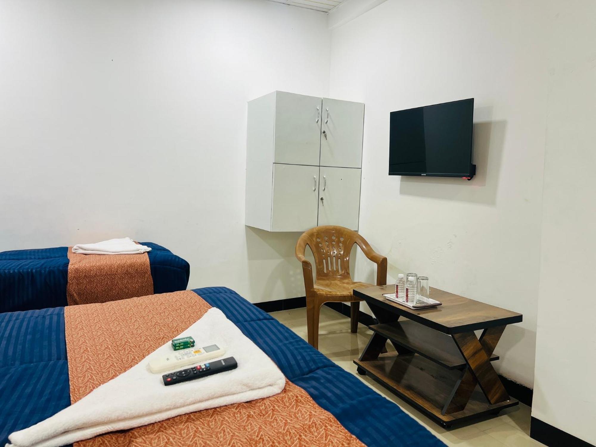 Hotel Jazz & Mumbai