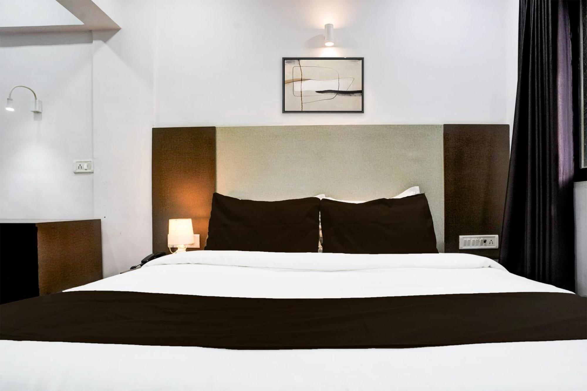 Super Hotel O Four Bungalow Formerly Ardaas Residency Hotel
