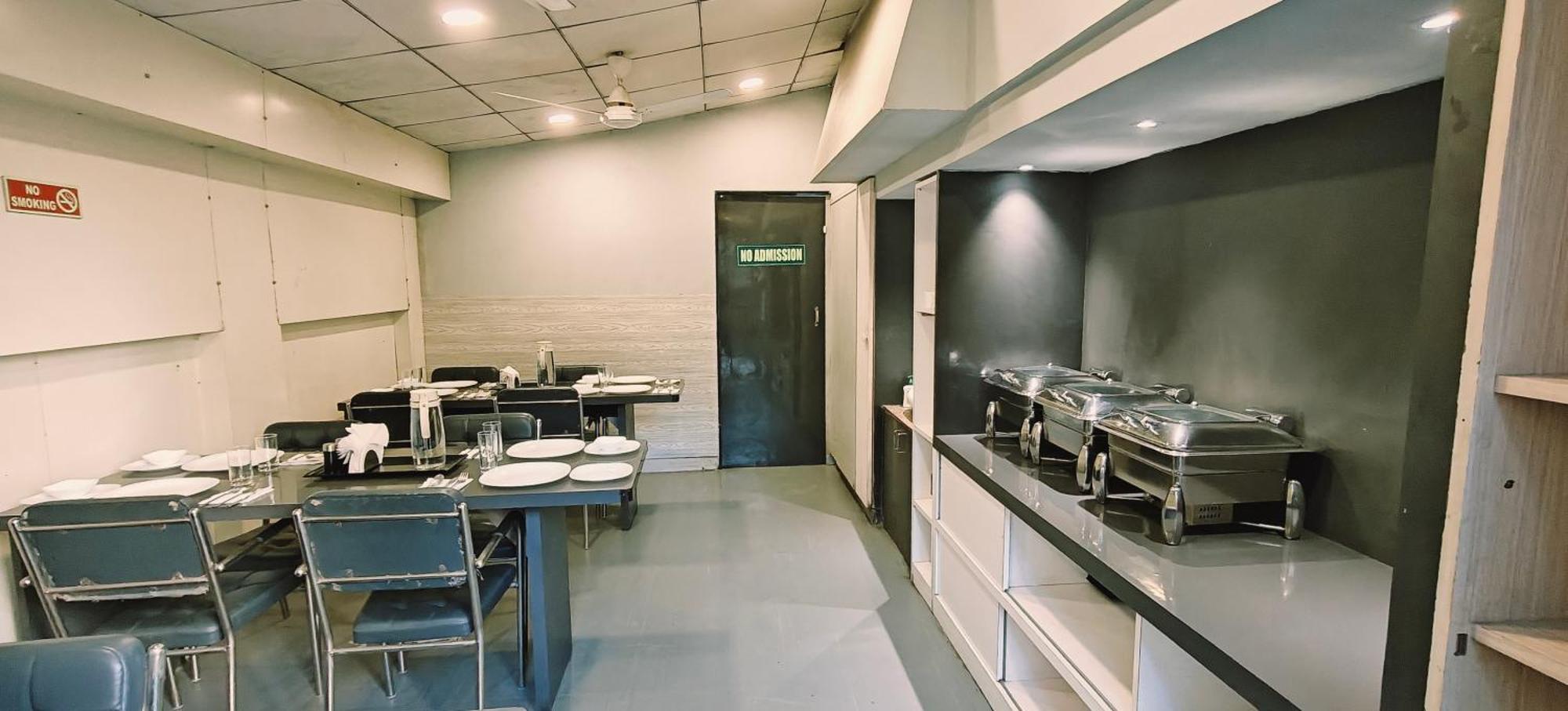 Tim Service Apartment Goregaon East Near Nesco 3* Mumbai