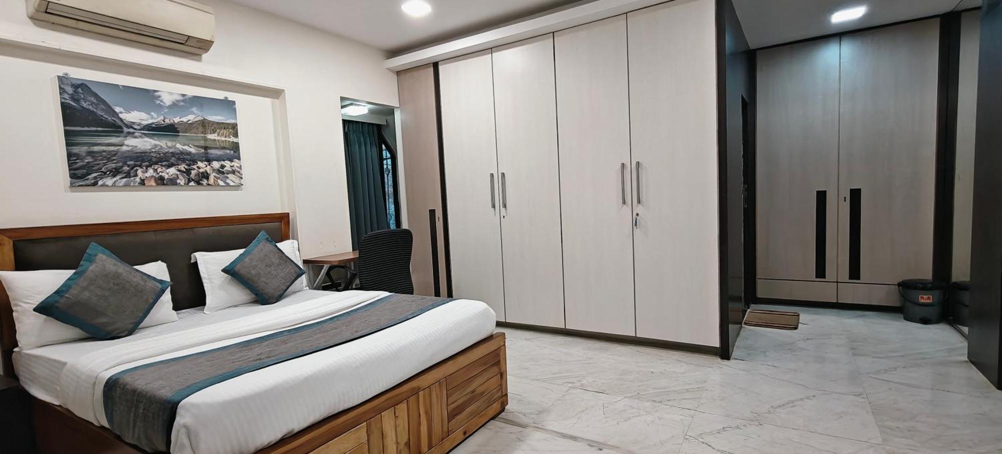 Hotel Tim Service Goregaon East Near Nesco Mumbai