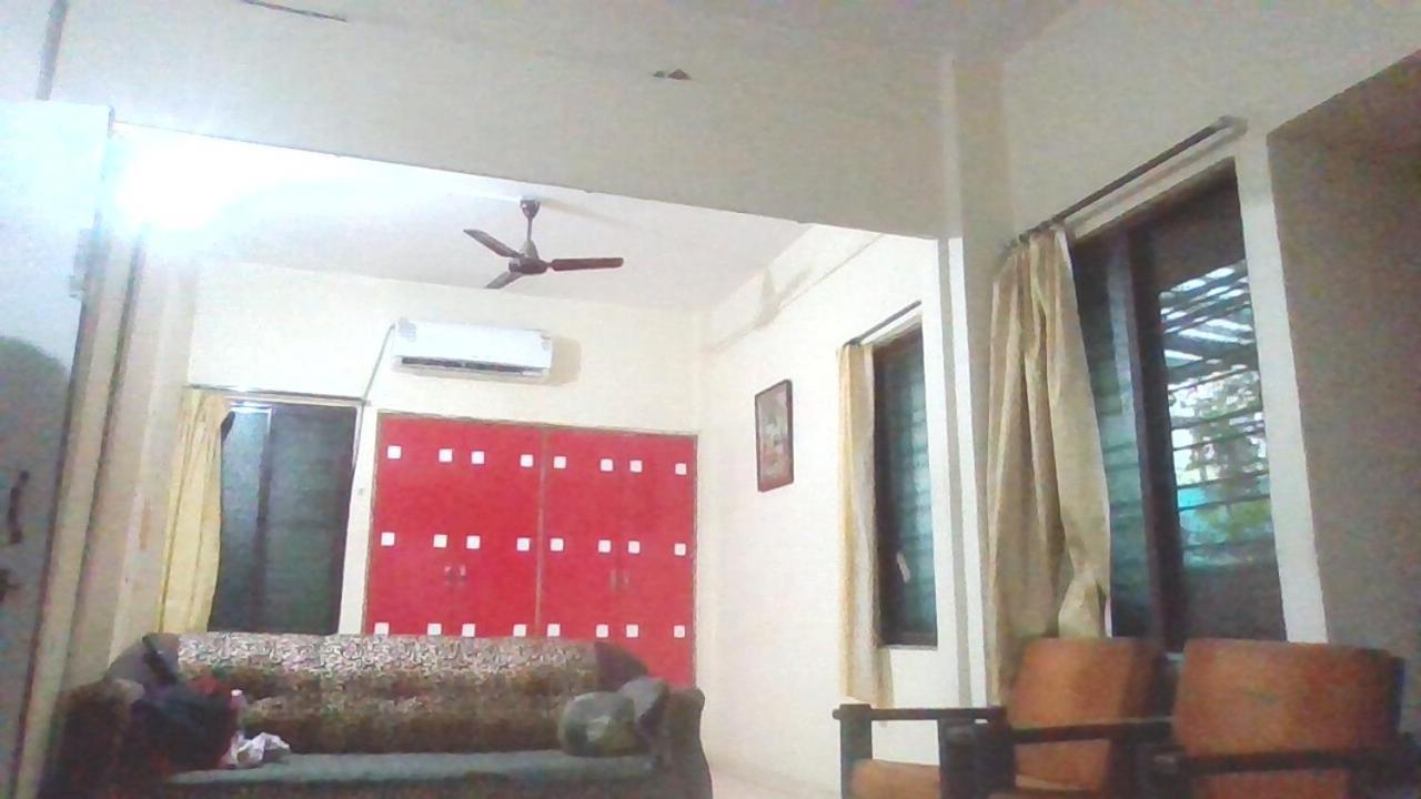 Cosy 2 Bhk In Heart Of Dadar W Shivaji Park Mumbai