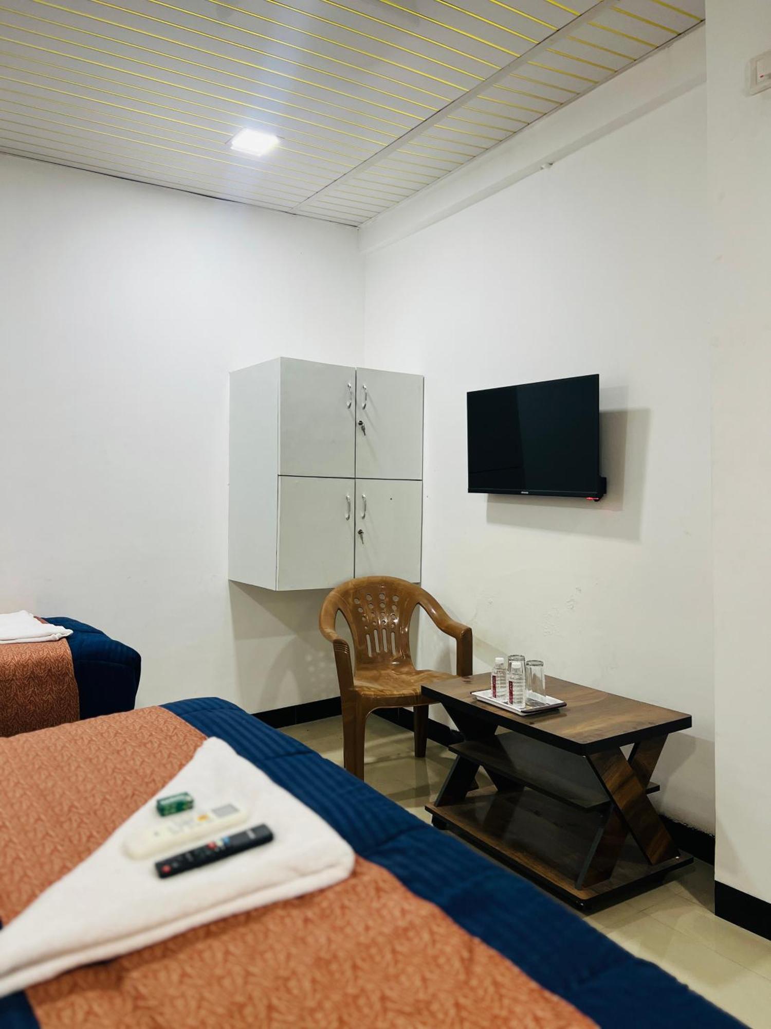 Hotel Jazz & Mumbai