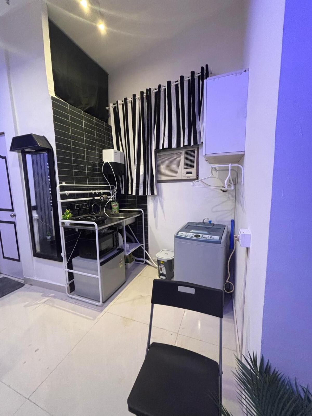 Apartment Ivy Splendour Dice Private Studio, Oshiwara *