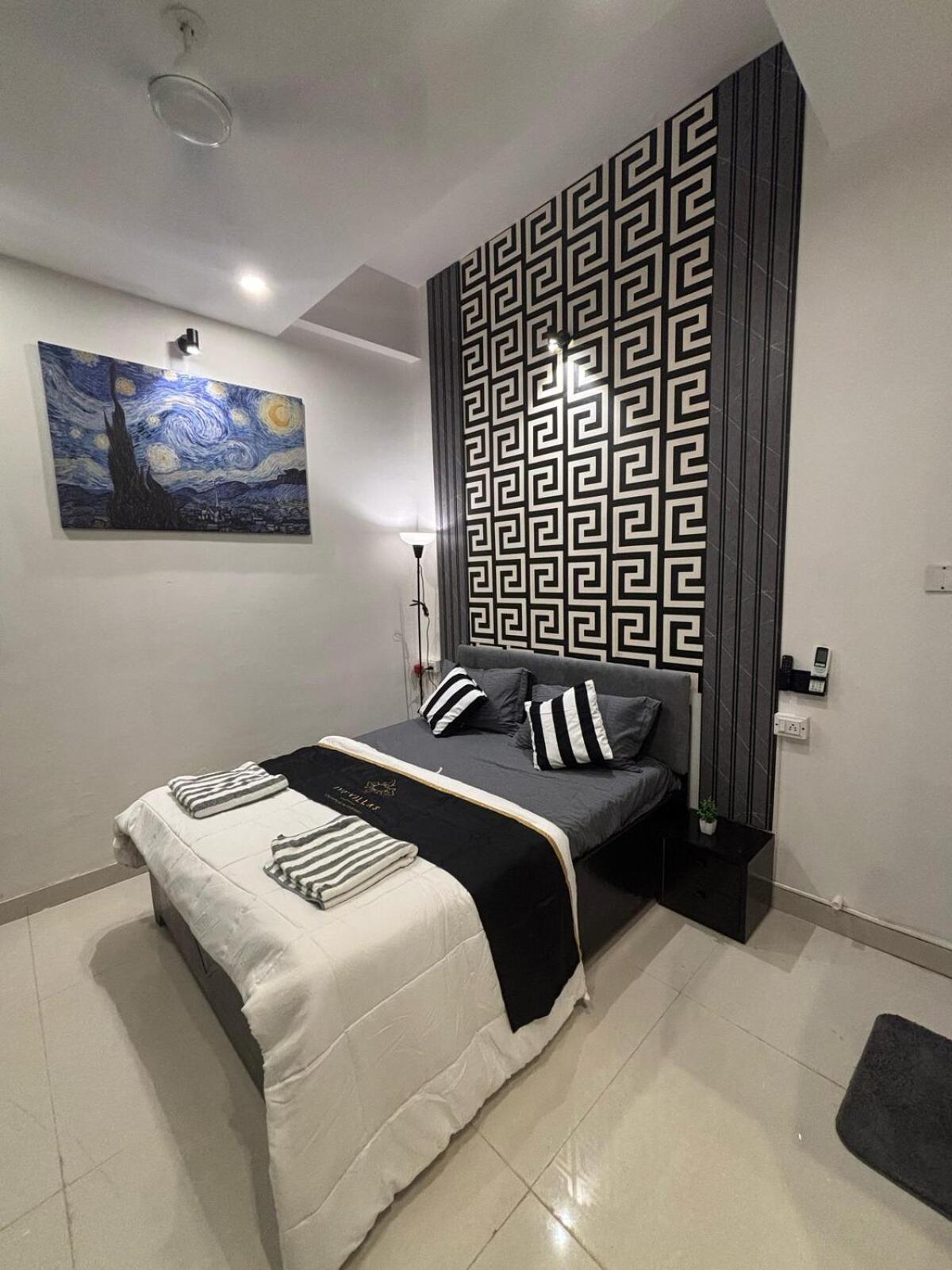Apartment Ivy Splendour Dice Private Studio, Oshiwara Mumbai