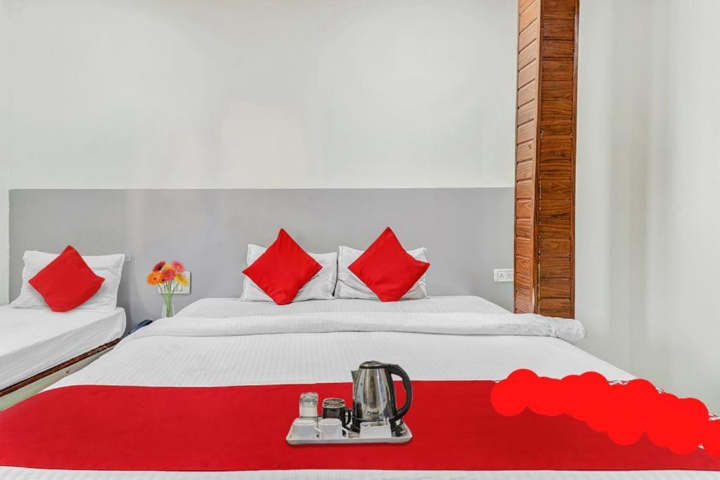 Hotel Kailash Park- Near International Airport 2*