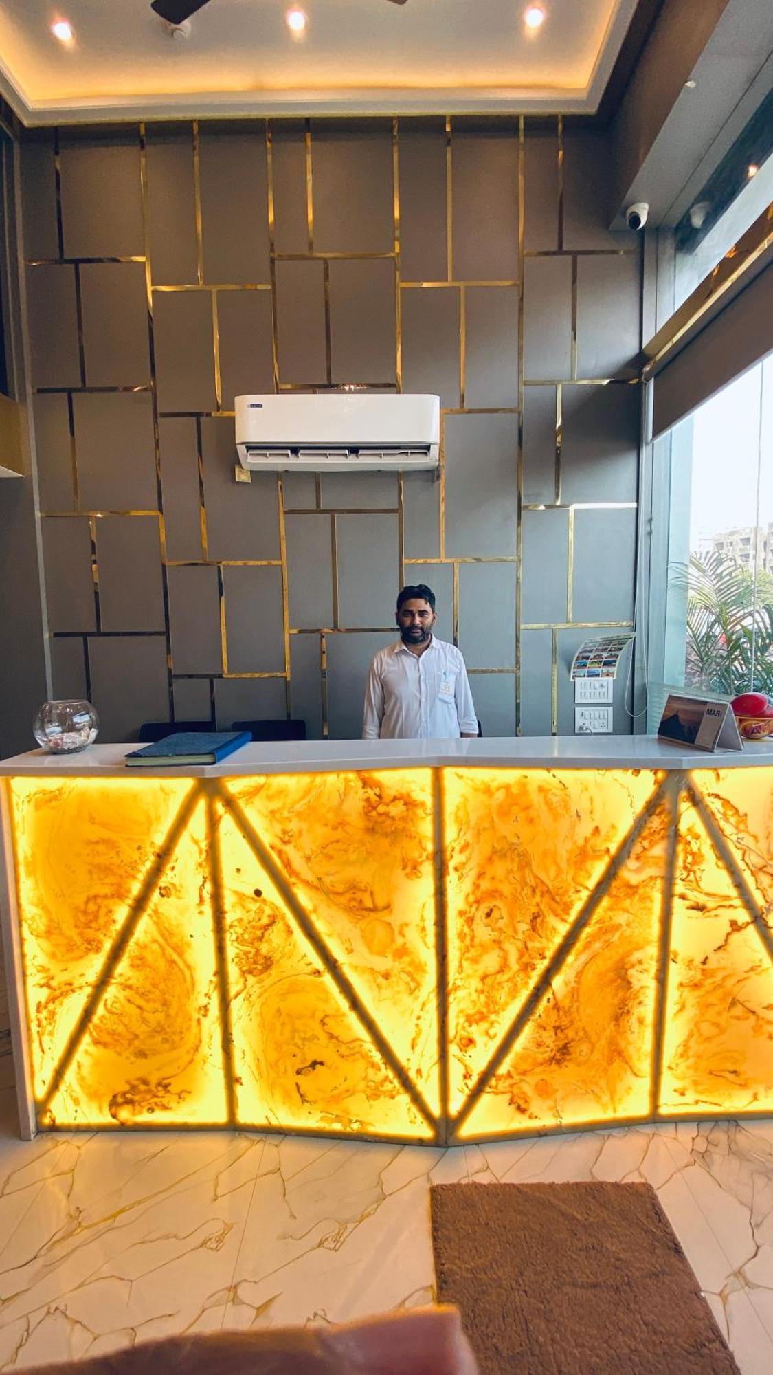 Hotel Bkc Gold View