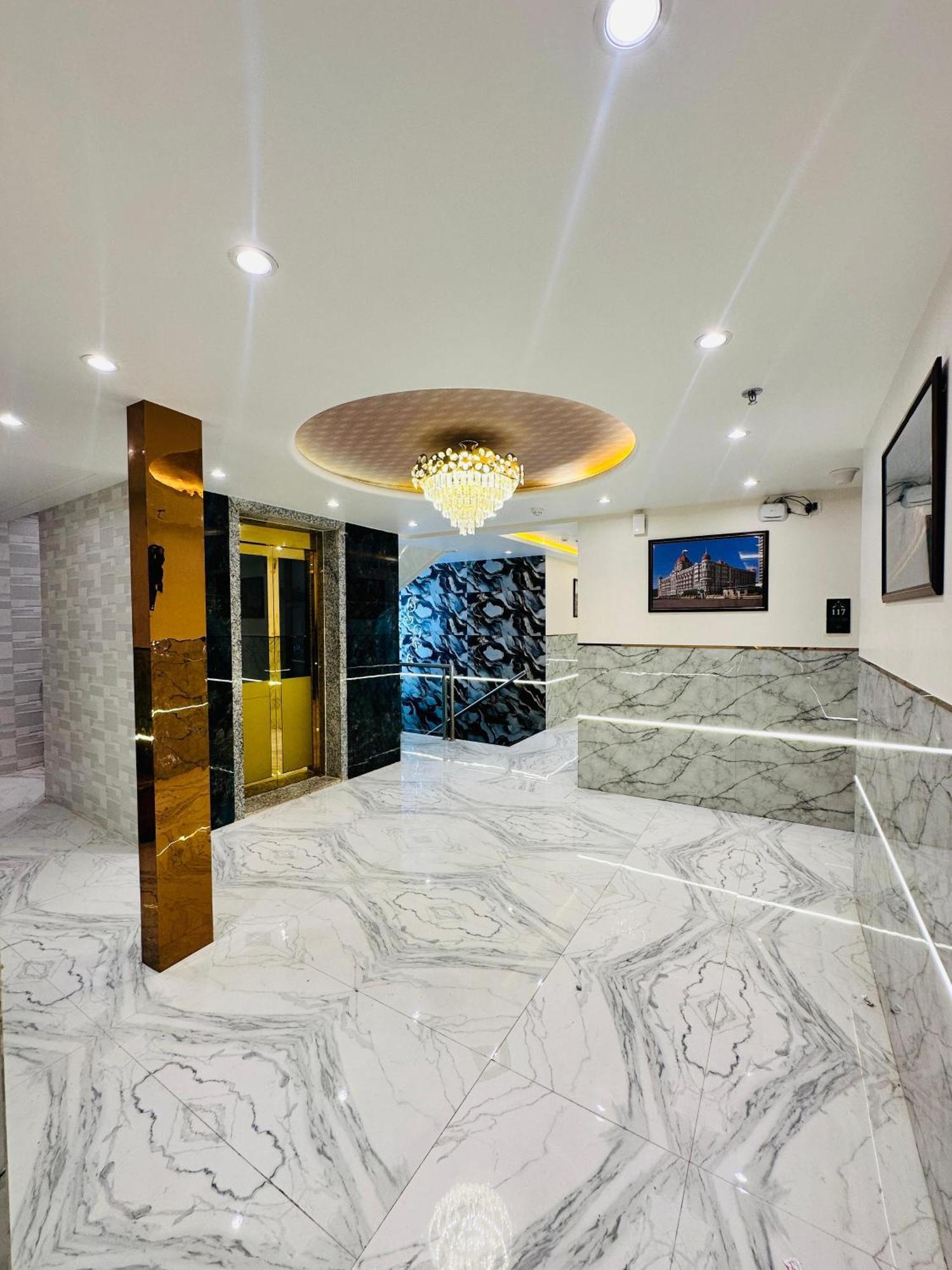 Bkc Gold View Hotel Mumbai