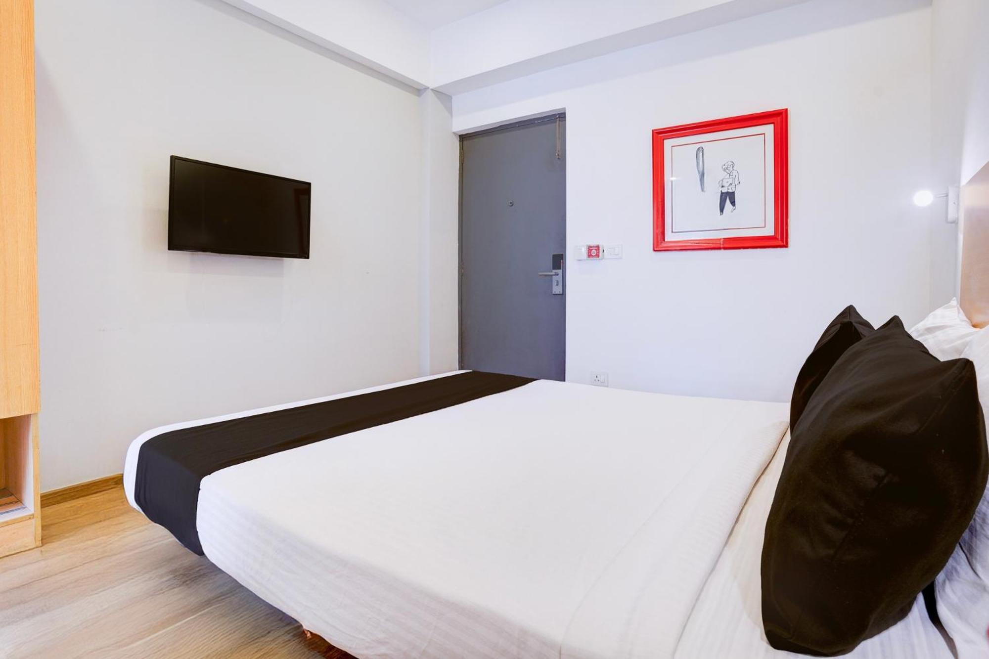 Super Townhouse Khar The Habitat Bombaim
