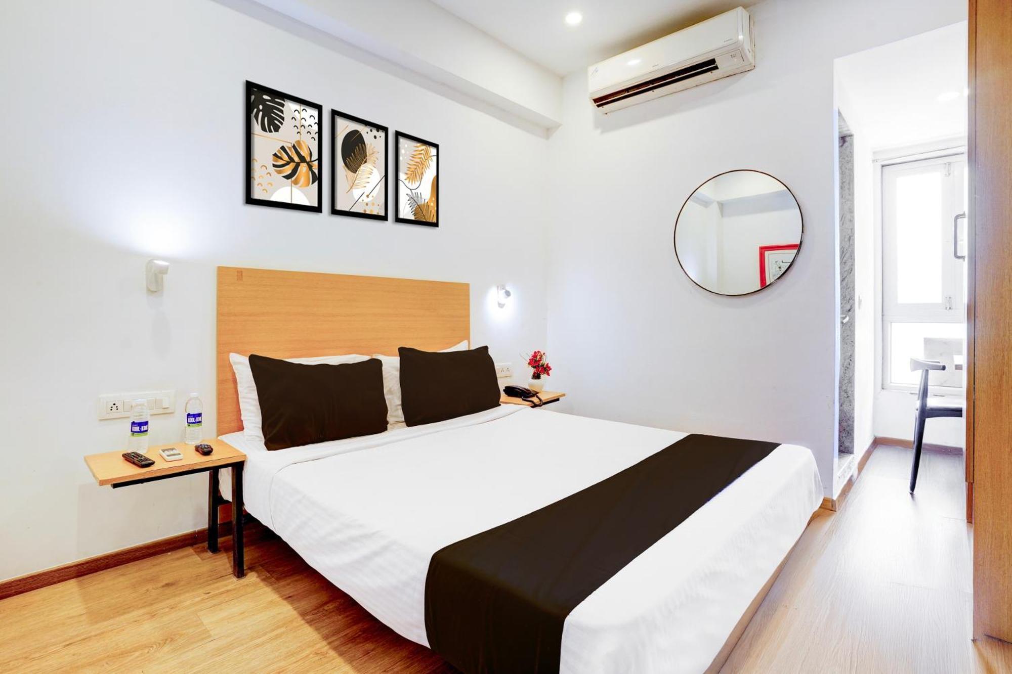 Super Townhouse Khar The Habitat