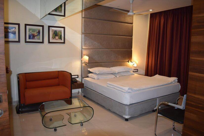 Hotel Hr Residency Mumbai