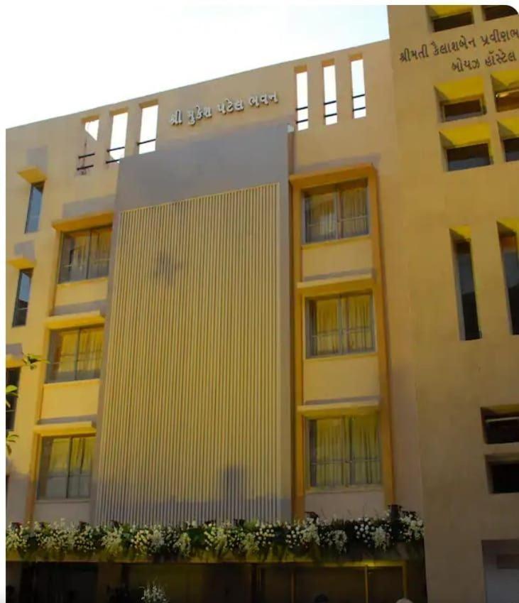 Hotel Hr Residency