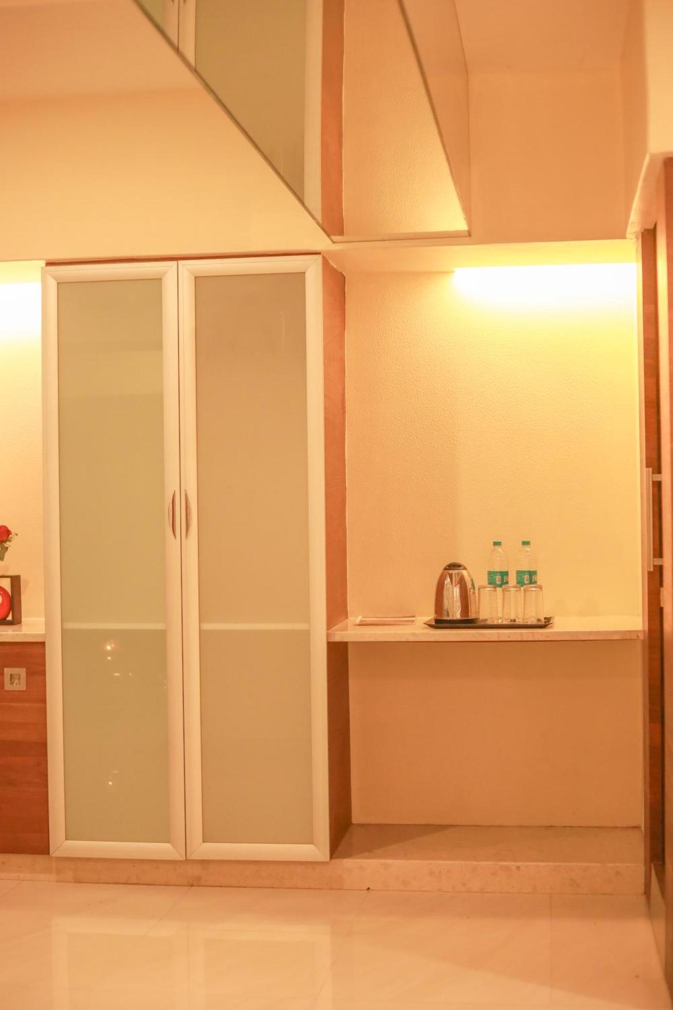Hotel Hr Residency Mumbai