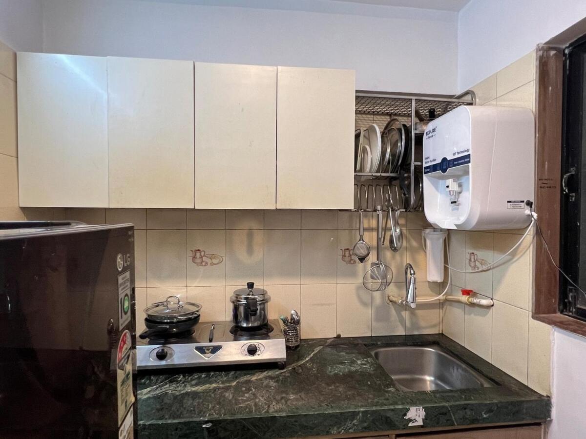 1bhk Entire Flat In Oshiwara *