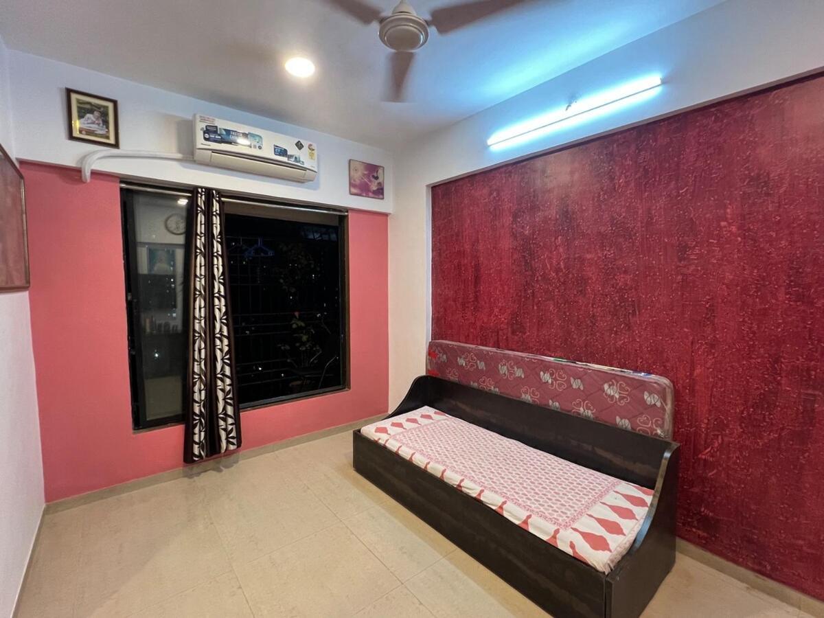 1bhk Entire Flat In Oshiwara