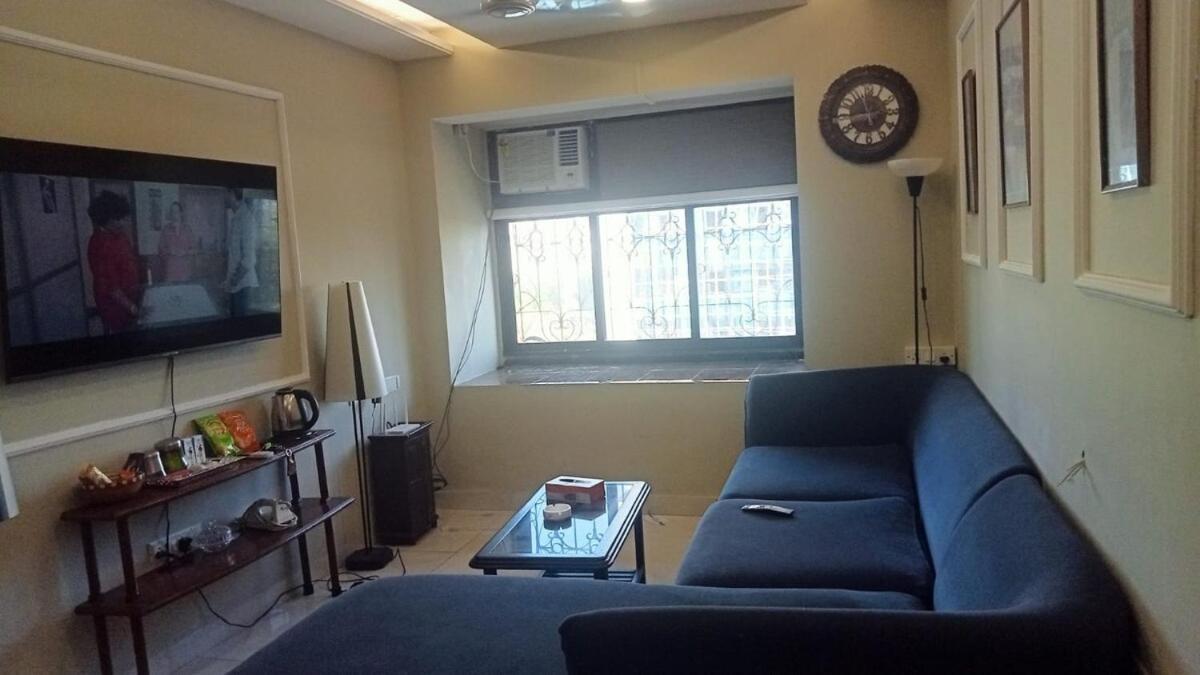 6th Floor 1bhk Close To Bkc Apartment