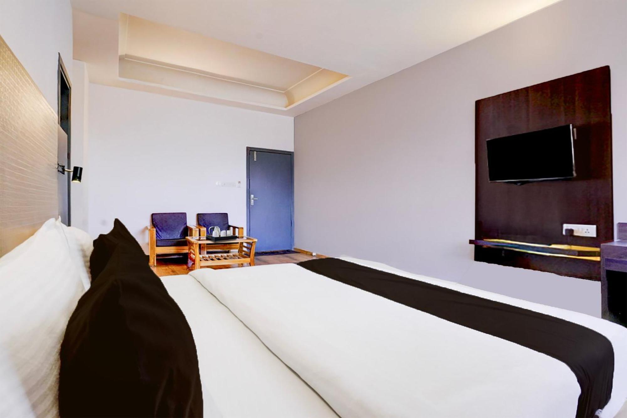Super Townhouse Exhibition Centre Goregaon Bombaim