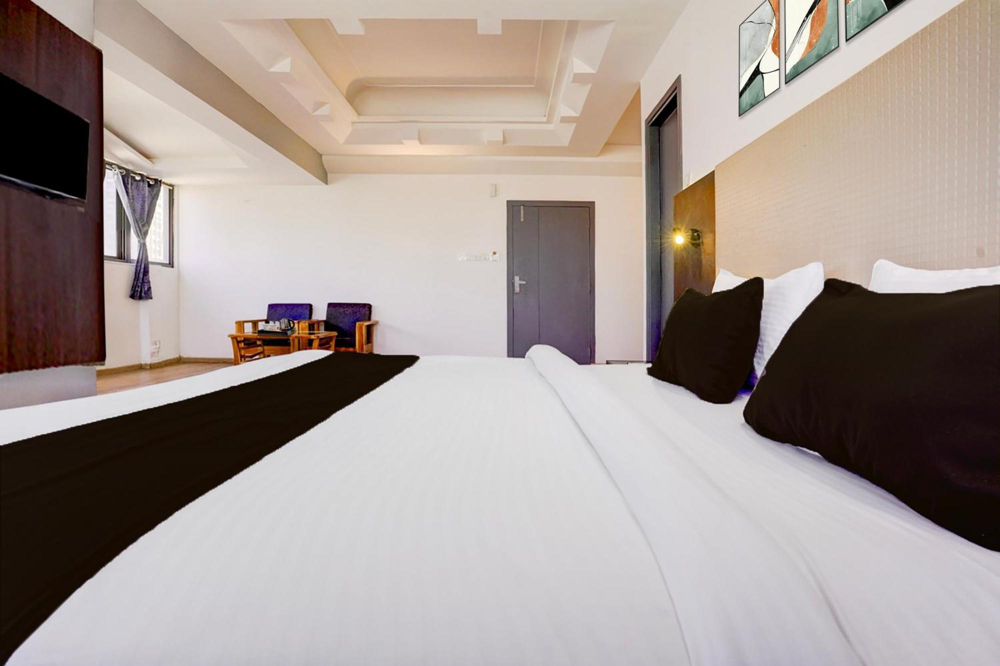 Super Townhouse Exhibition Centre Goregaon Hotel Bombaim