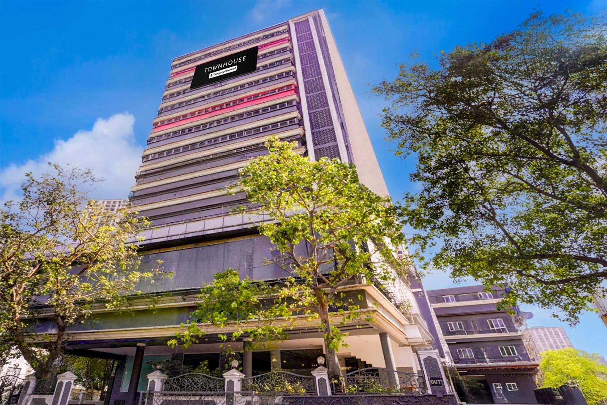 Super Townhouse Exhibition Centre Goregaon