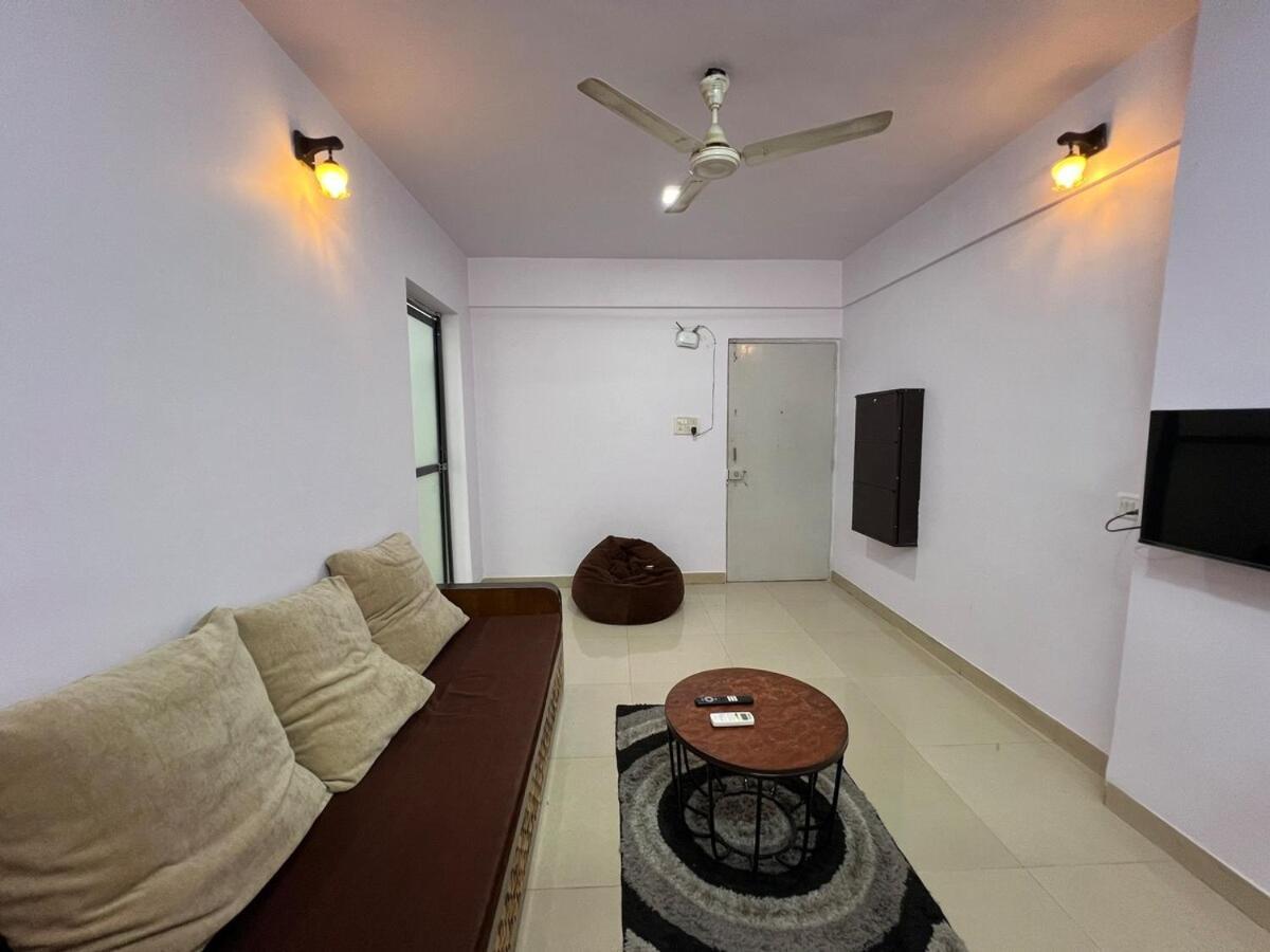 Apartment In Andheri West -007 Mumbai