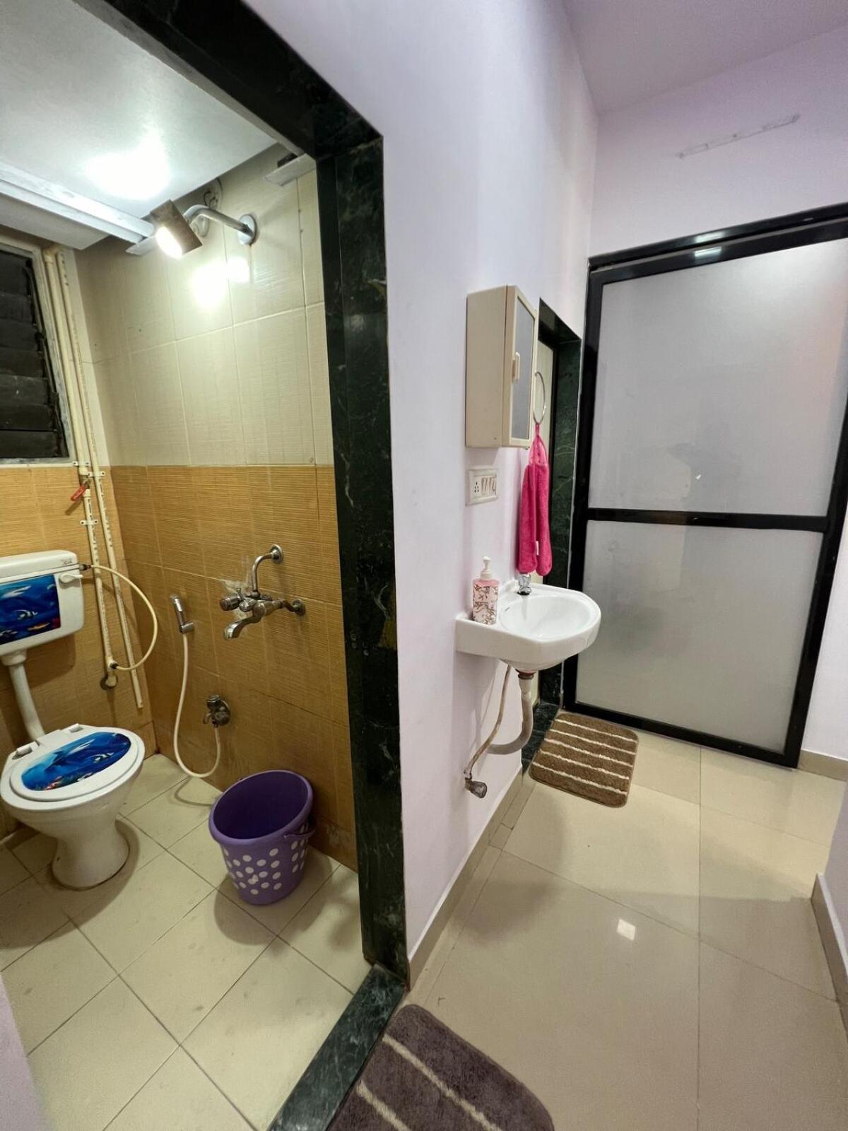 In Andheri West -007