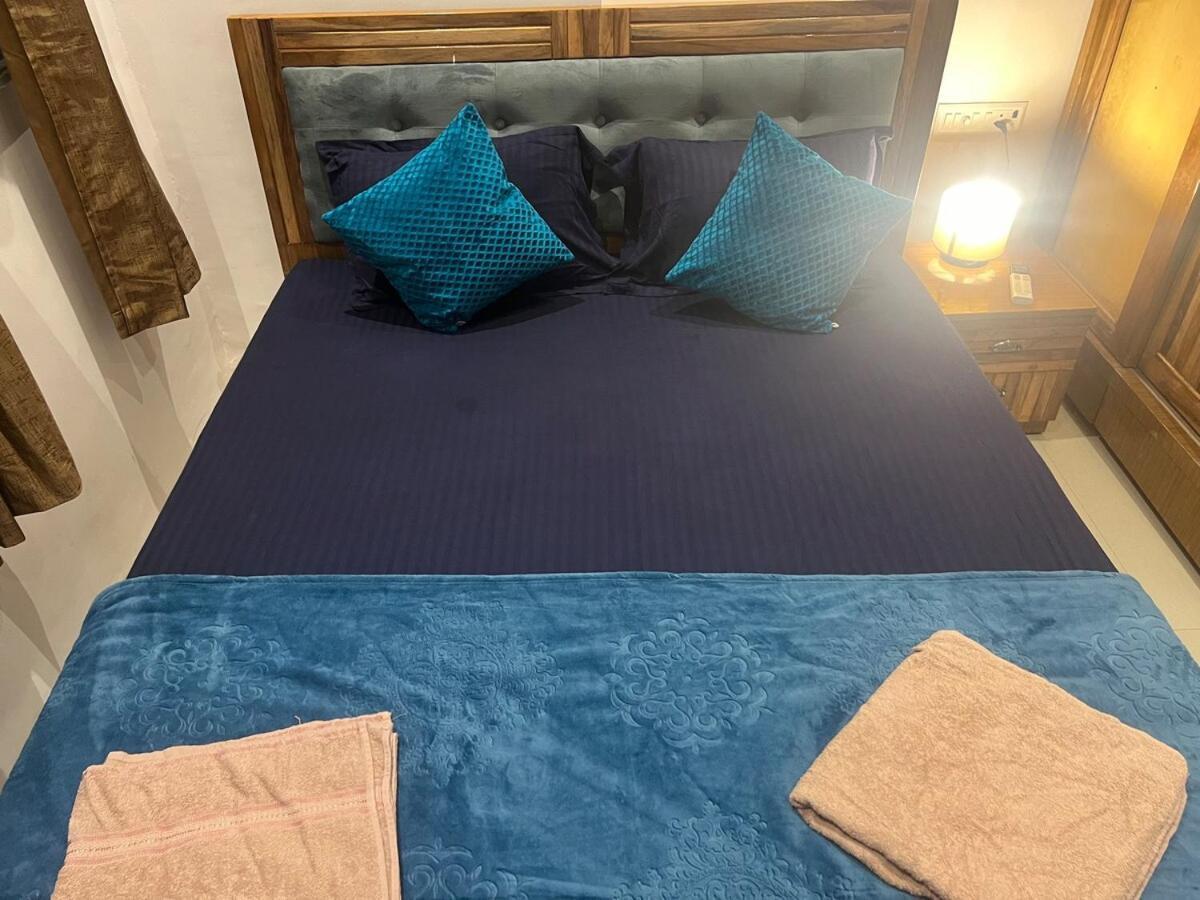 Apartment 2bhk In Andheri West #09 Mumbai