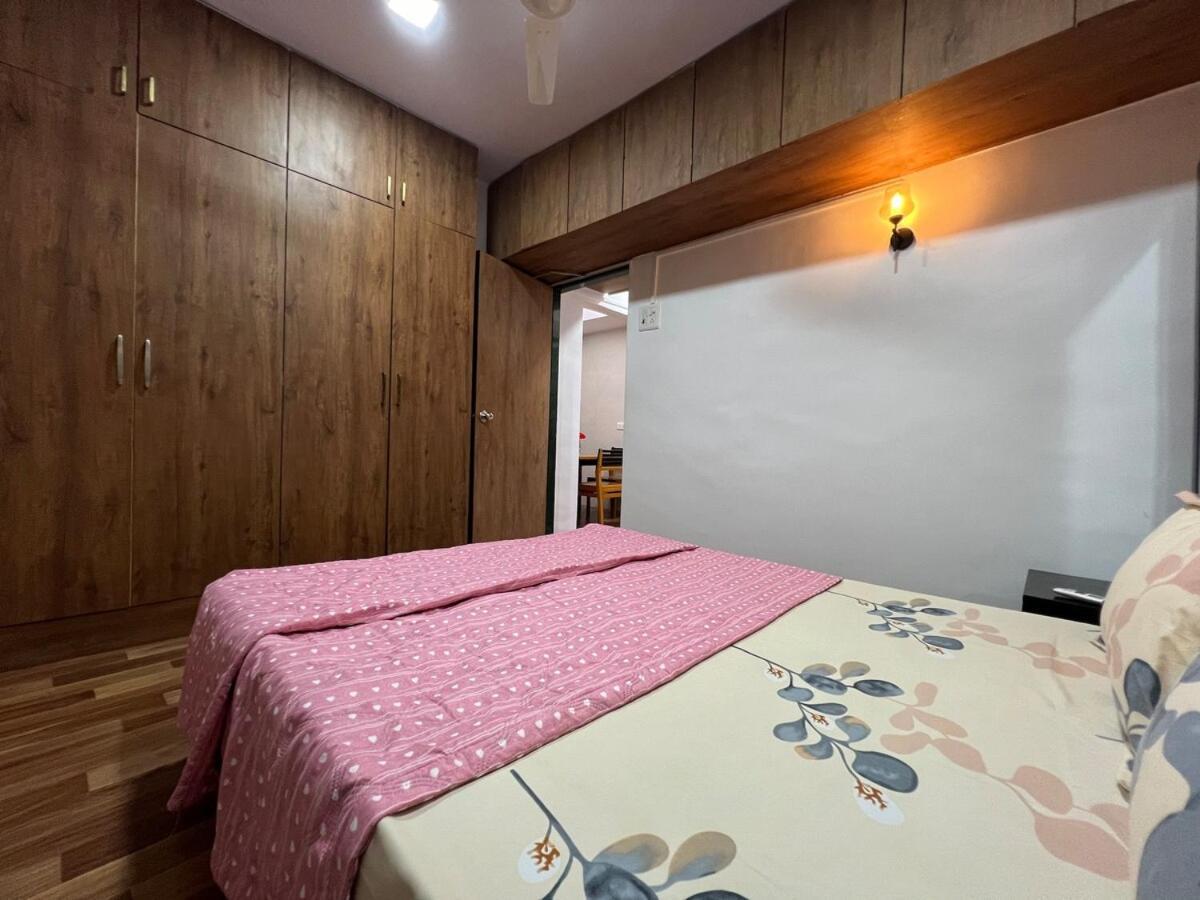 Apartment 1bhk Flat In Juhu