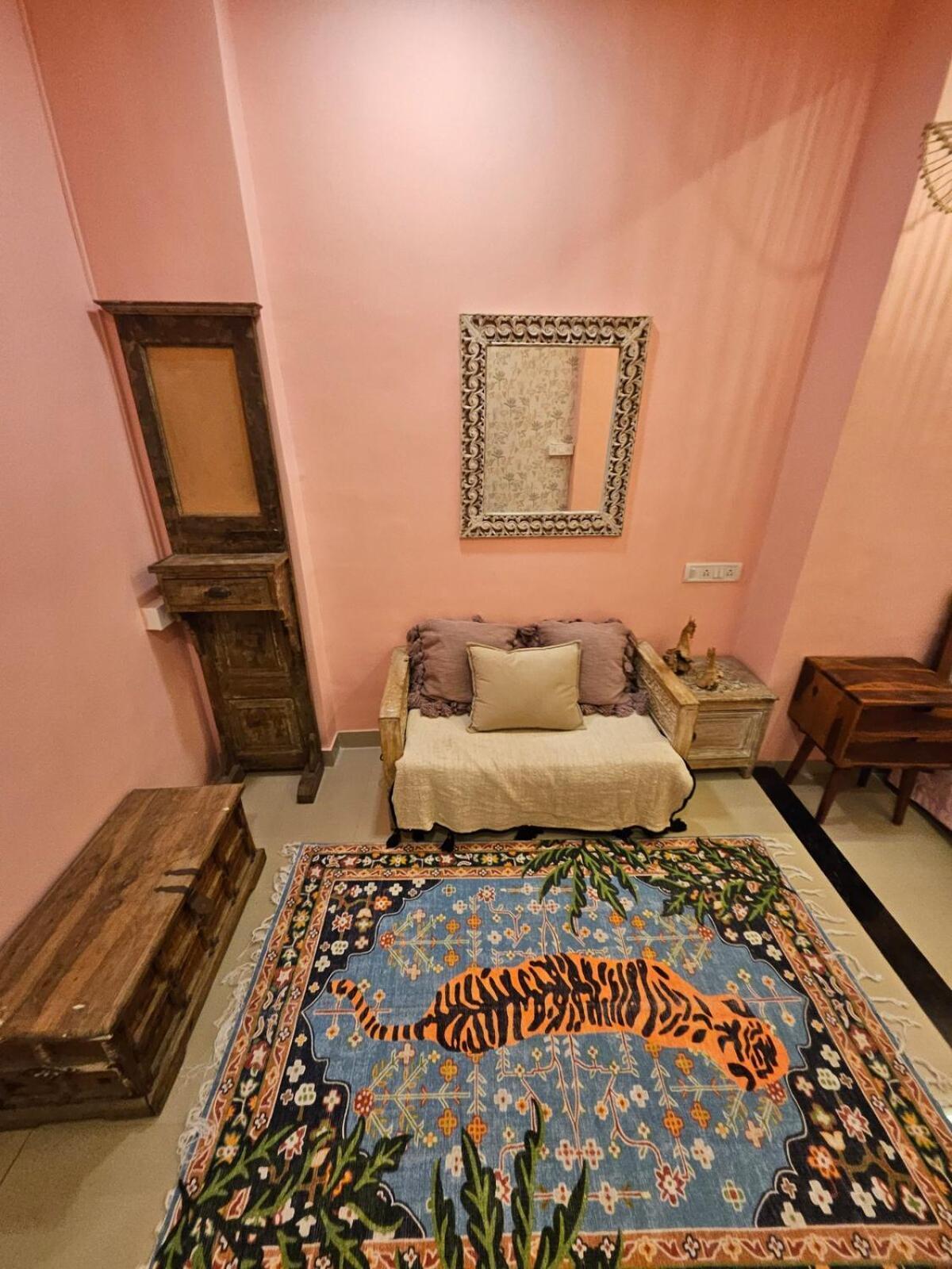 Style 2bhk Raja House, Bandra *