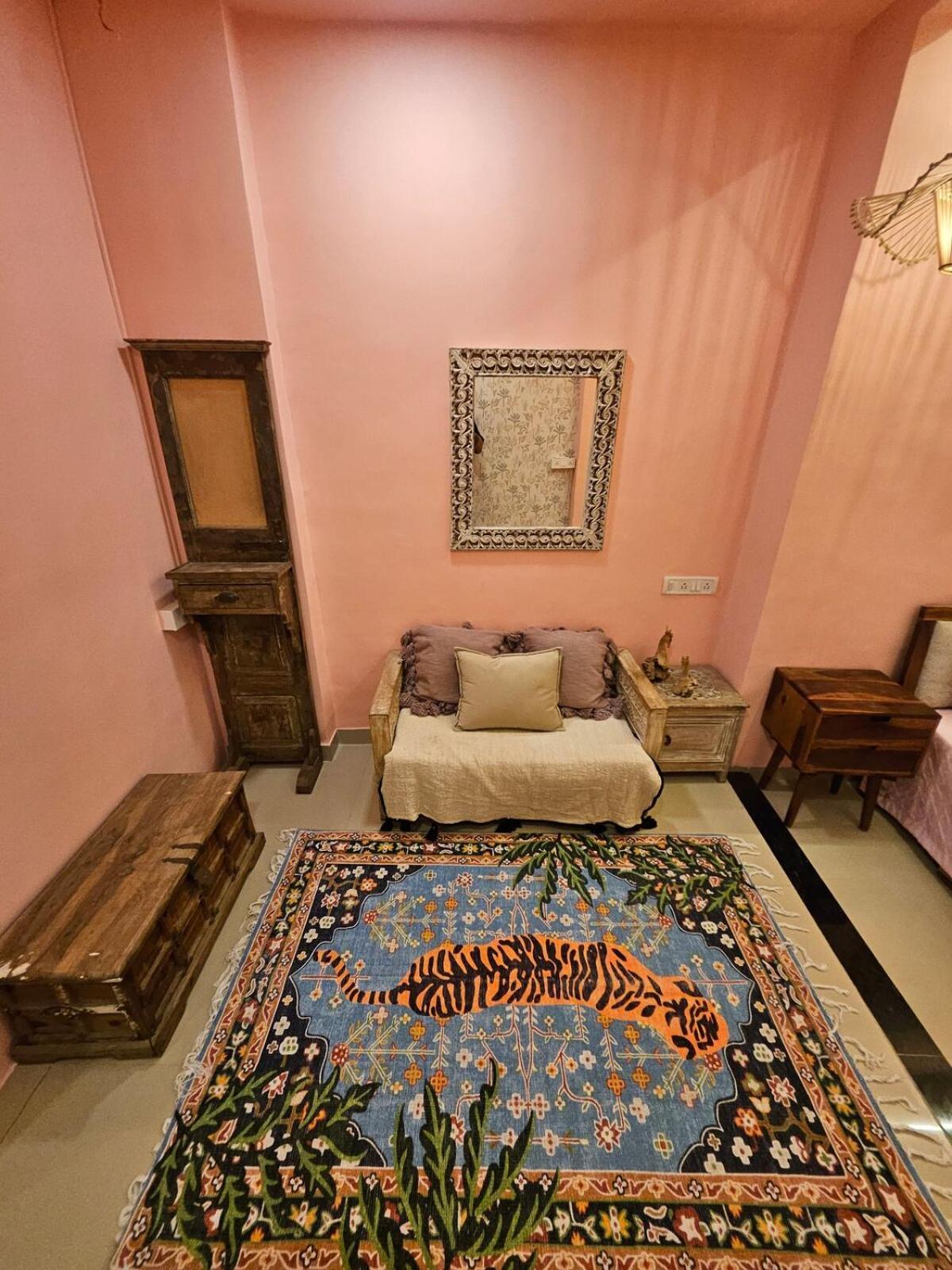 Style 2bhk Raja House, Bandra *