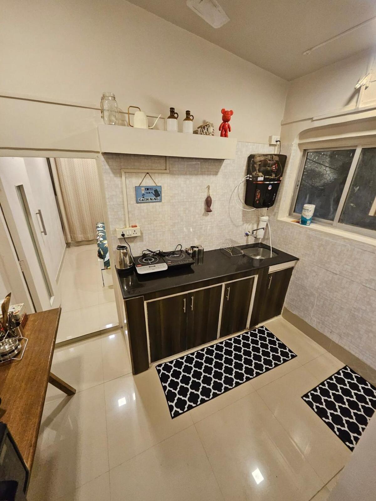 Style 2bhk Raja House, Bandra