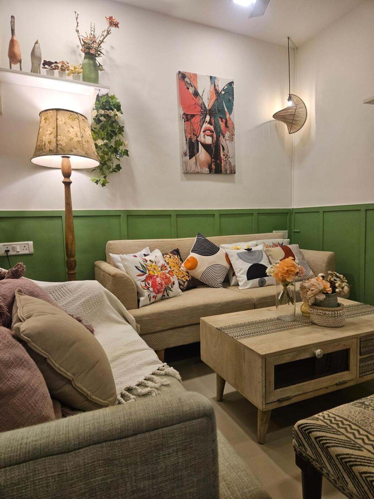 Style 2bhk Raja House, Bandra Mumbai