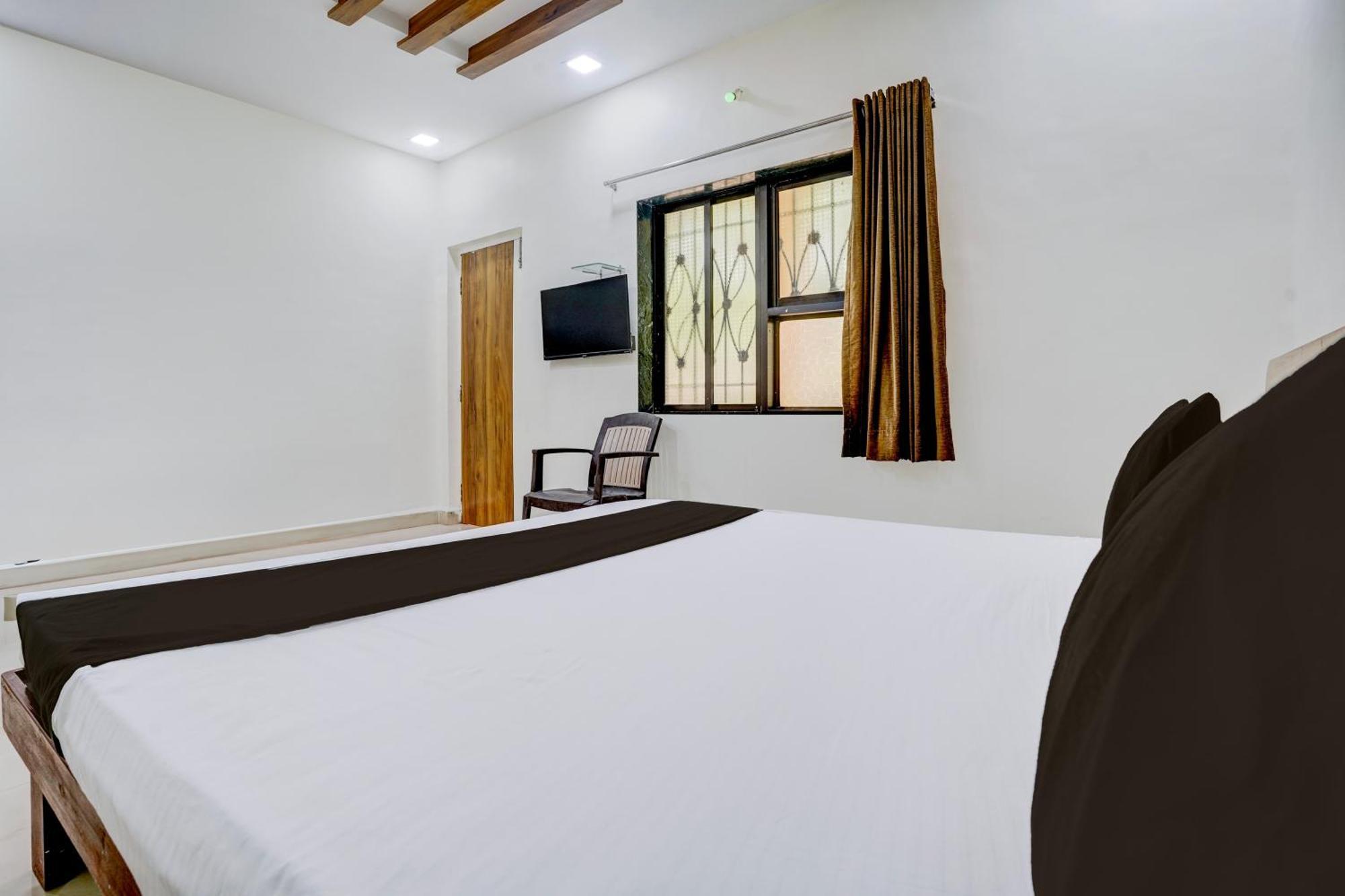 O Shree Prabhat Hotel 3*