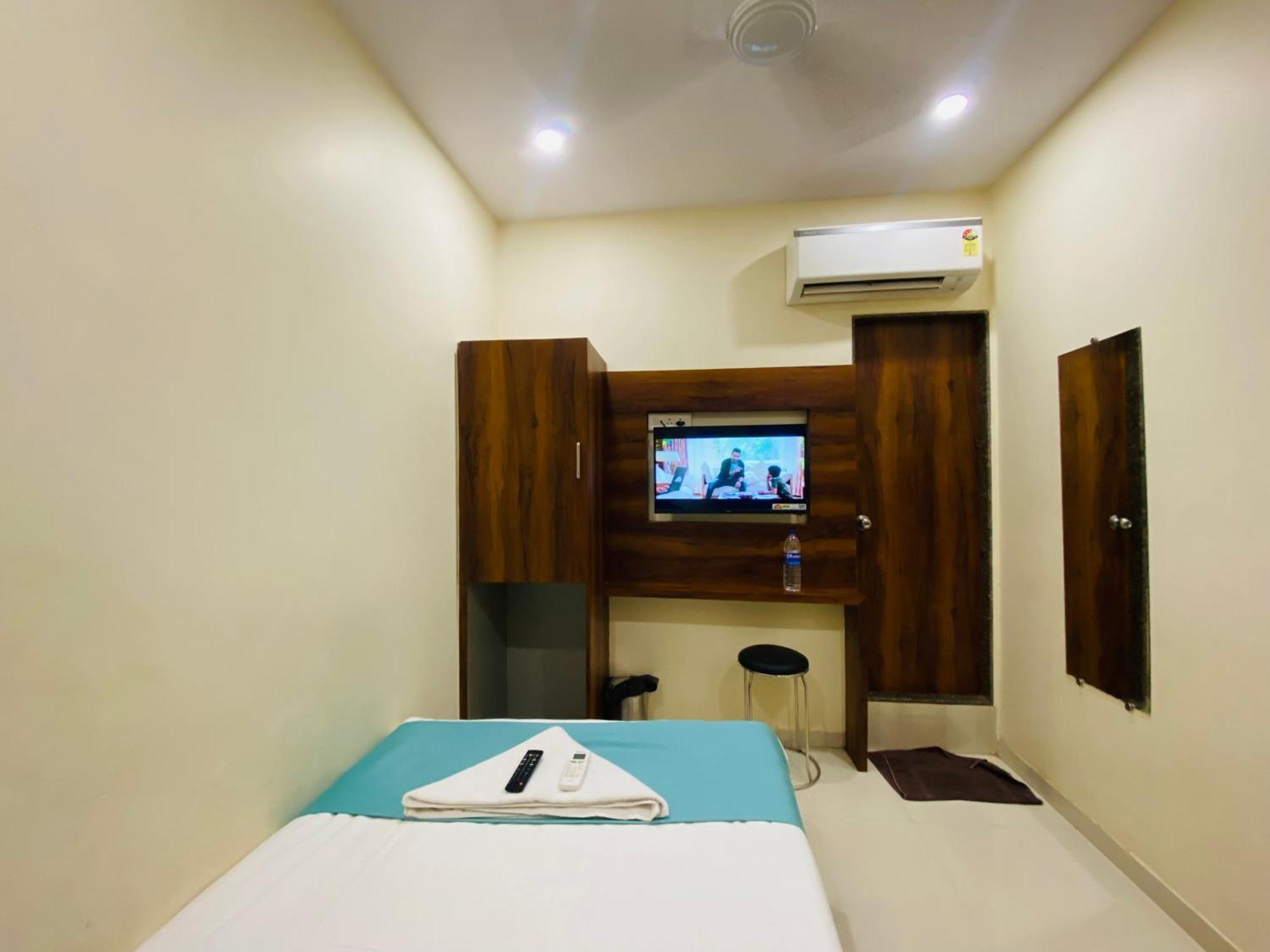 Hotel Ak Residency Bombaim