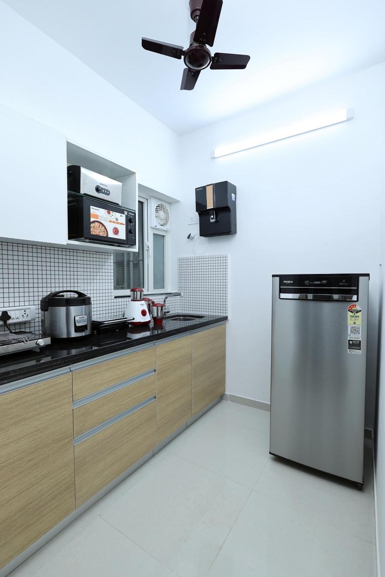 Gagal - Malad Apartment