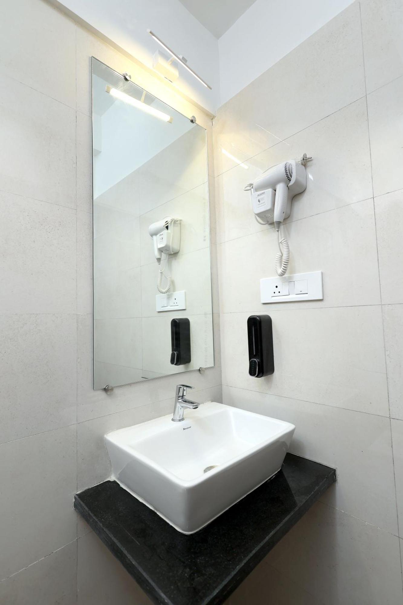 Gagal - Malad Apartamento Mumbai