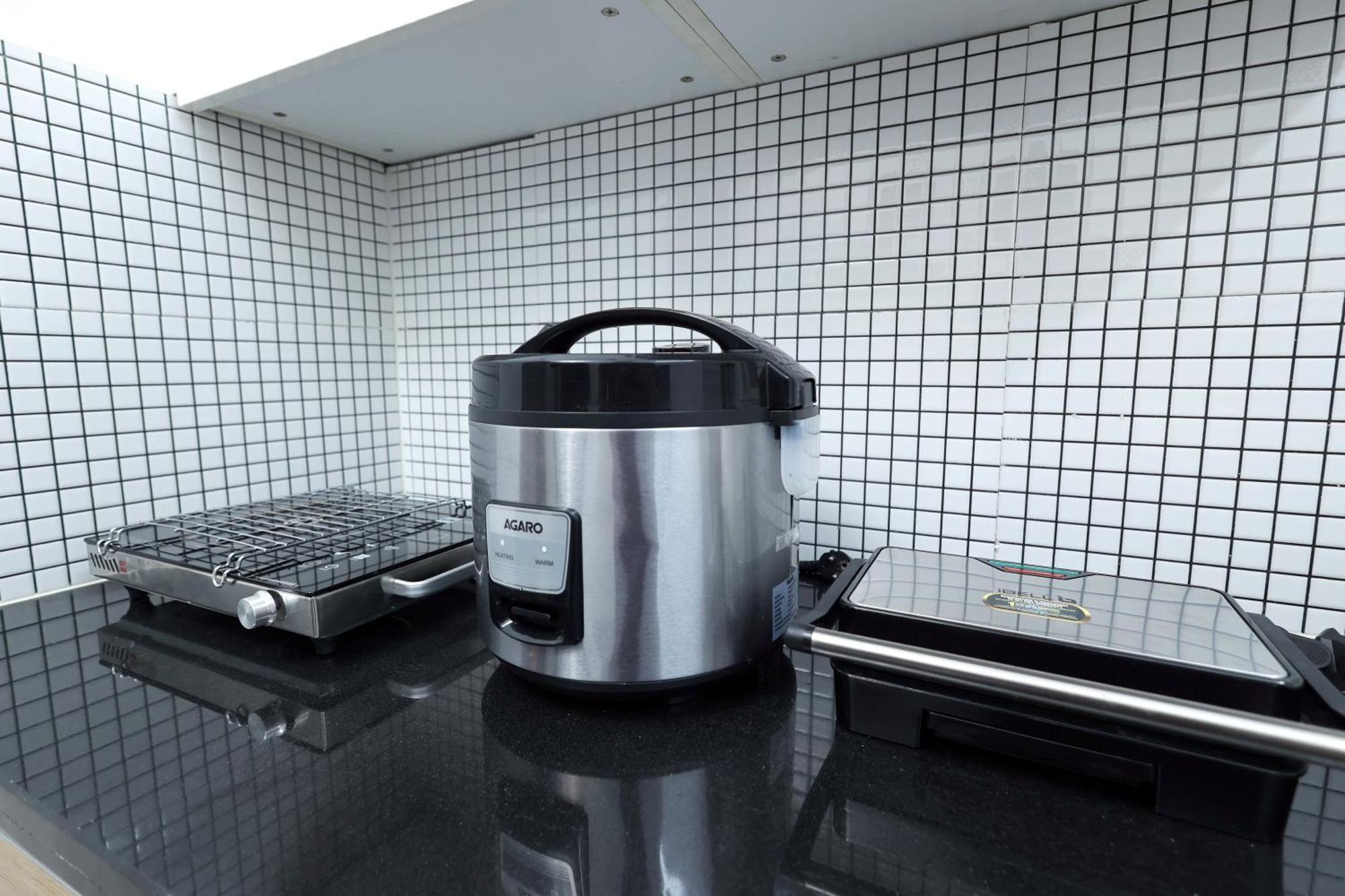 Apartment Gagal - Malad *