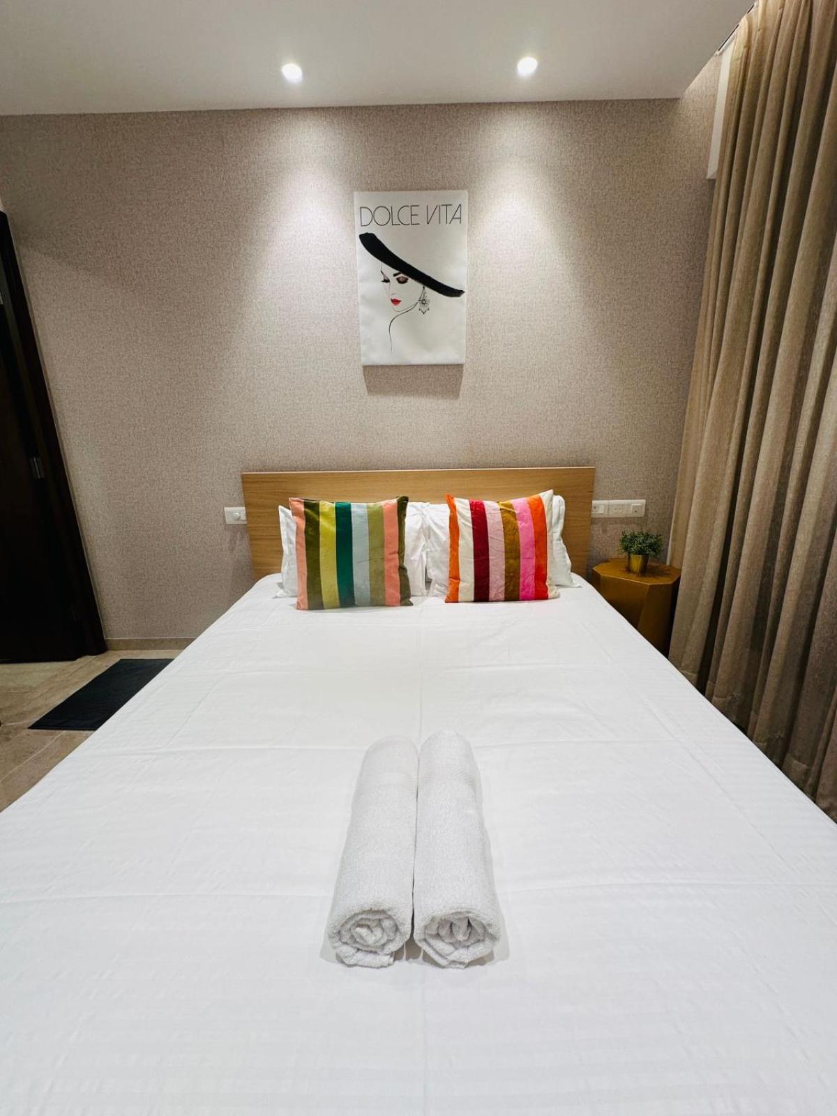 1br Theme In Powai Apartment Mumbai